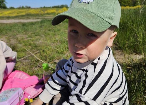 Grafika 3: Majowy spacer przedszkolaków