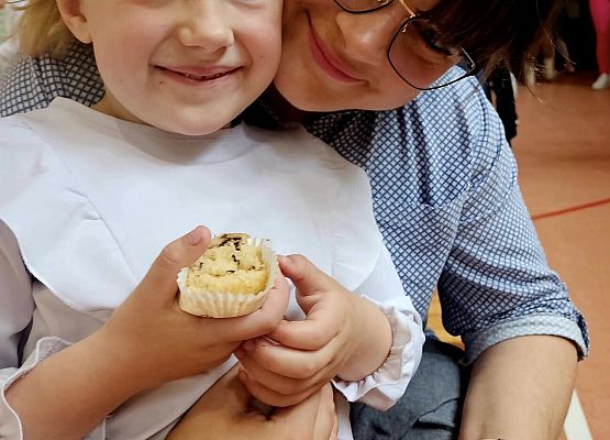 Grafika 2: Dzień Mamy i Taty