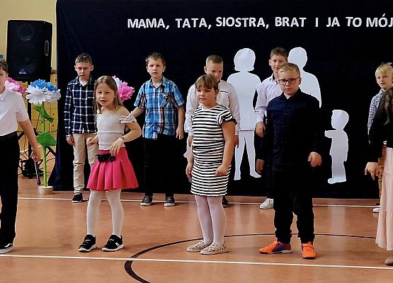 Grafika 19: Dzień Mamy i Taty