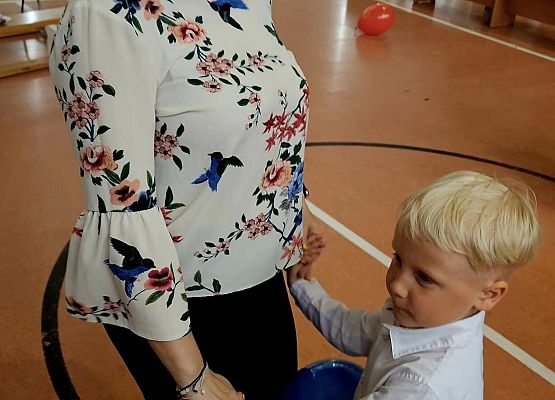 Grafika 8: Dzień Mamy i Taty