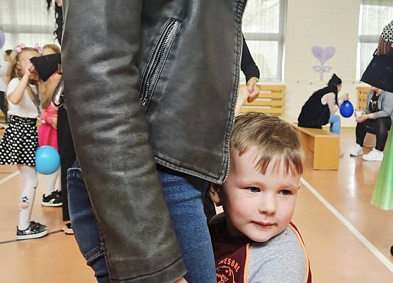 Grafika 7: Dzień Mamy i Taty