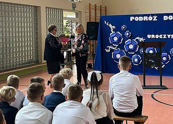 Grafika 1: Rozpoczęcie roku szkolnego 2025/2026