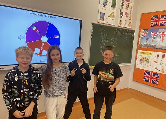 Grafika 9: Co słychać na zajęciach z języka angielskiego?