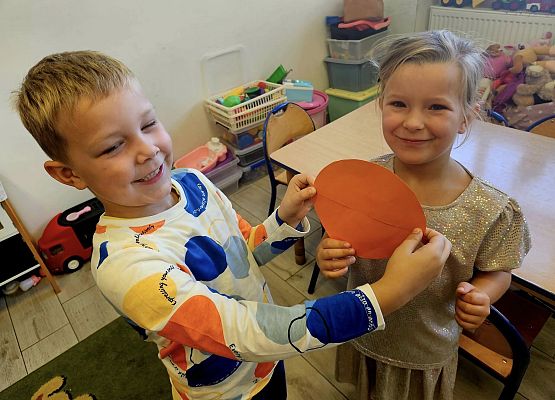 Grafika 10: Dzień Kropki