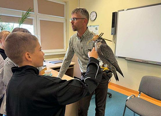 Grafika 8: Odwiedziny sokolnika Pana Łukasza Grzenkowskiego