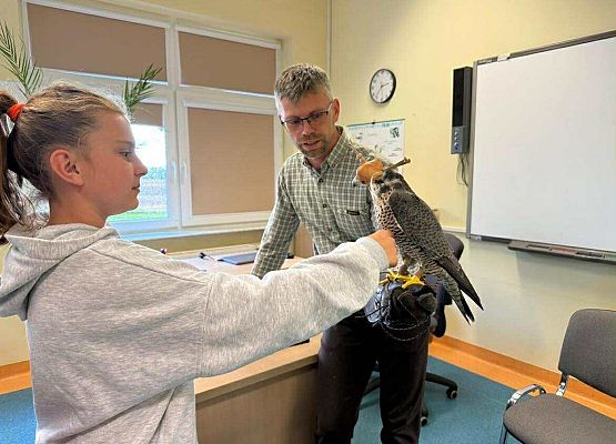 Grafika 4: Odwiedziny sokolnika Pana Łukasza Grzenkowskiego