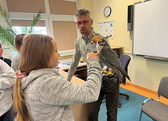 Grafika 10: Odwiedziny sokolnika Pana Łukasza Grzenkowskiego