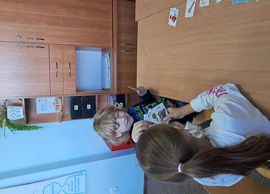 Grafika 4: Co słychać na zajęciach logopedycznych?