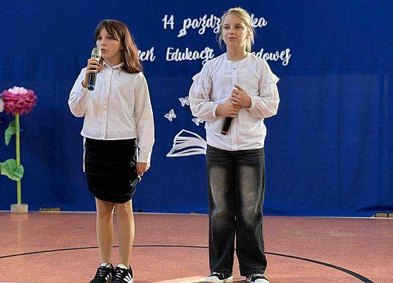 Grafika 10: Dzień Edukacji Narodowej