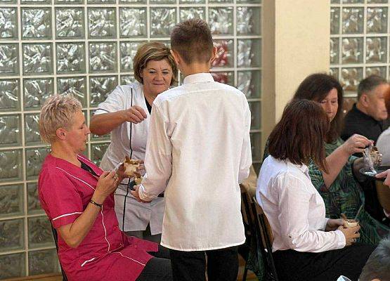 Grafika 5: Dzień Edukacji Narodowej