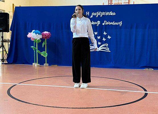 Grafika 8: Dzień Edukacji Narodowej