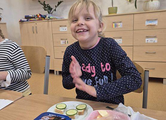 Grafika 5: Zdrowe śniadanie w klasie I