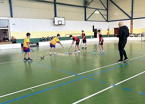 Grafika 4: Powiatowe Zawody w Unihokeju Chłopców