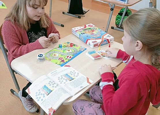 Grafika 6: Program Grantowy "Drogowskaz" - gry edukacyjne dla naszej szkoły.