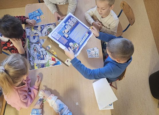 Grafika 5: Program Grantowy "Drogowskaz" - gry edukacyjne dla naszej szkoły.