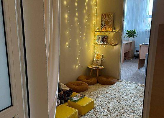 Grafika 3: Kącik Wyciszeń – bezpieczna przestrzeń dla emocji.