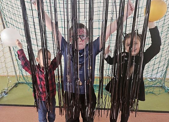 Grafika 5: Andrzejki w naszej szkole