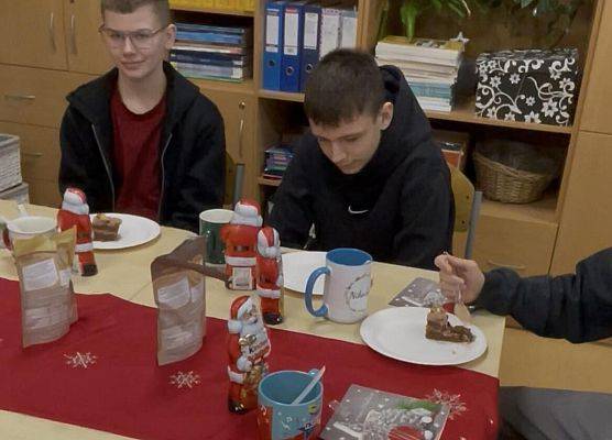 Grafika 4: Mikołajki w naszej szkole