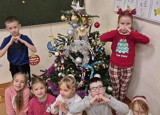 Grafika 7: Mikołajki w naszej szkole