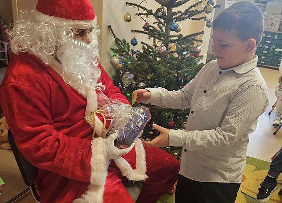 Grafika 8: Wigilia w klasach młodszych i oddziale przedszkolnym