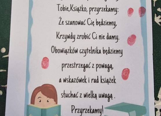 Grafika 8: Pasowanie na czytelnika