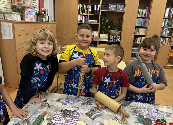 Grafika 11: Zajęcia kulinarne w klasie 2 - pieczemy pierniki