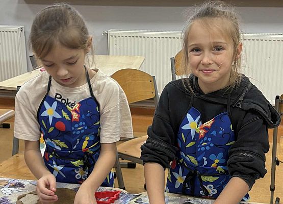 Grafika 19: Zajęcia kulinarne w klasie 2 - pieczemy pierniki