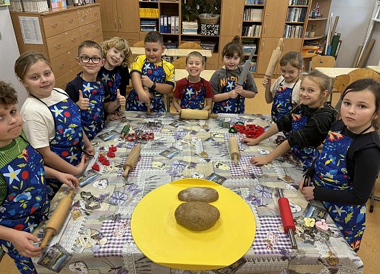 Grafika 1: Zajęcia kulinarne w klasie 2 - pieczemy pierniki