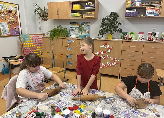 Grafika 3: Zajęcia kulinarne w klasie 3 - pieczemy pierniki