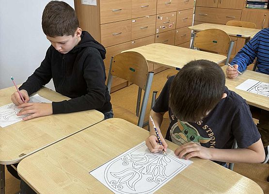 Grafika 28: Zajęcia z kalką kreślarską