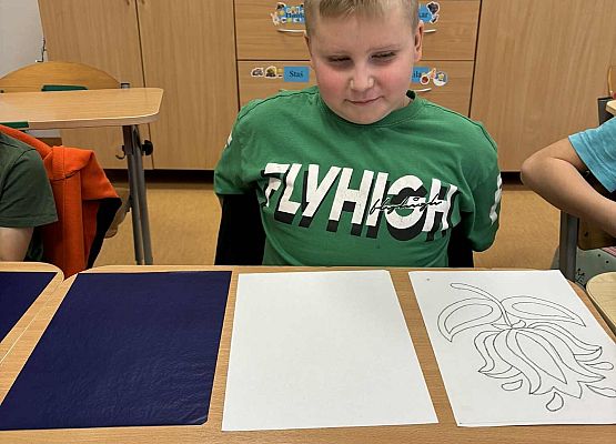 Grafika 7: Zajęcia z kalką kreślarską