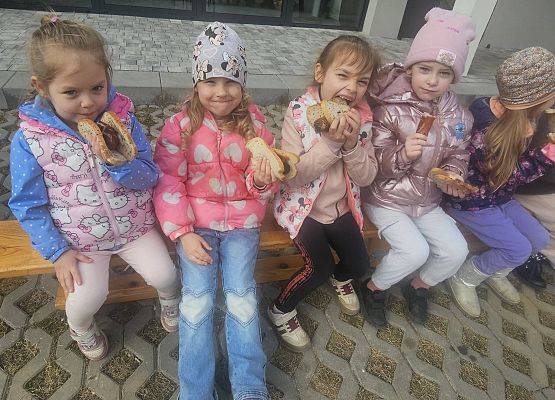 Grafika 11: Pierwszy dzień wiosny