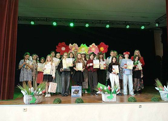 Grafika 1: Wiosna, wiosna, ach to Ty- konkurs