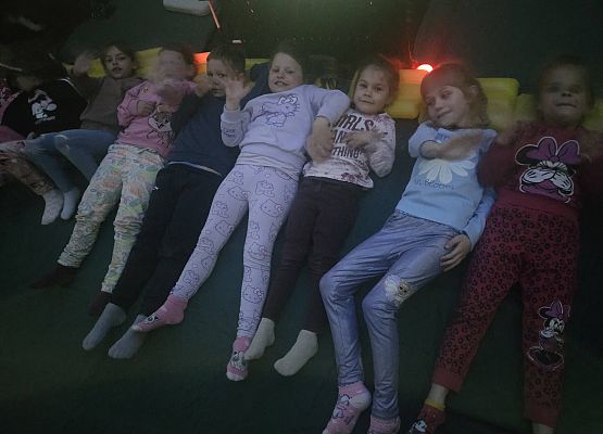 Grafika 5: Interaktywne zajęcia z mobilnym planetarium