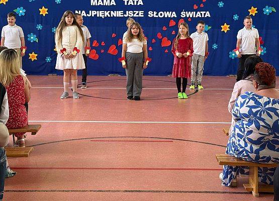 Grafika 10: Mama i Tata to najpiękniejsze słowa świata