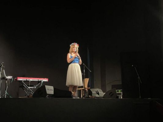 Grafika #2: Koncert kaszubskiej piosenkarki Weroniki Korthals