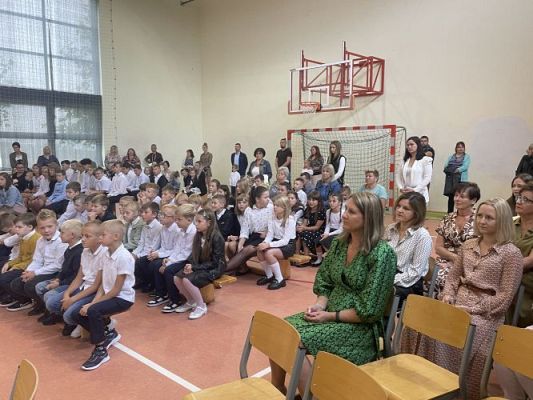 Grafika #2: Uroczyste rozpoczęcie roku szkolnego 2023/2024