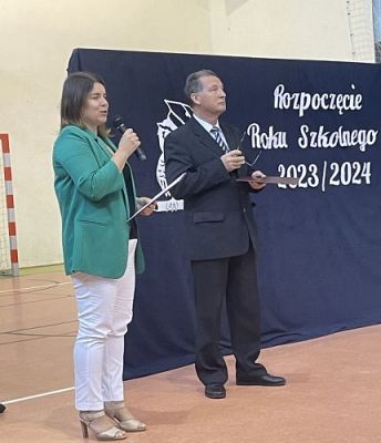 Grafika #3: Uroczyste rozpoczęcie roku szkolnego 2023/2024