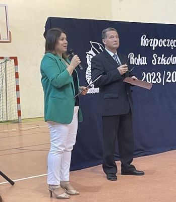 Grafika #4: Uroczyste rozpoczęcie roku szkolnego 2023/2024