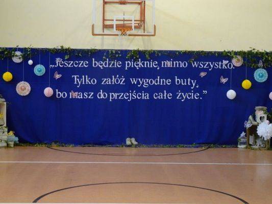 Grafika #1: Uroczyste zakończenie roku szkolnego 2022/2023