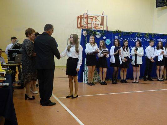 Grafika #38: Uroczyste zakończenie roku szkolnego 2022/2023
