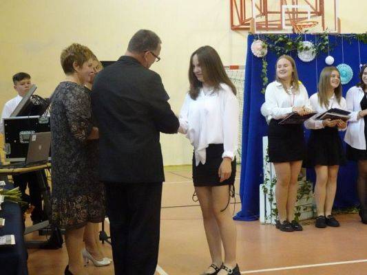 Grafika #40: Uroczyste zakończenie roku szkolnego 2022/2023