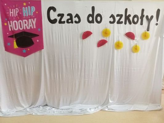 Grafika #3: Czas do szkoły!