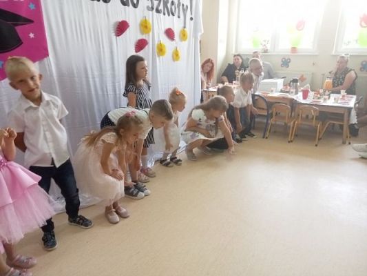 Grafika #12: Czas do szkoły!