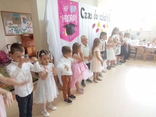 Grafika #23: Czas do szkoły!