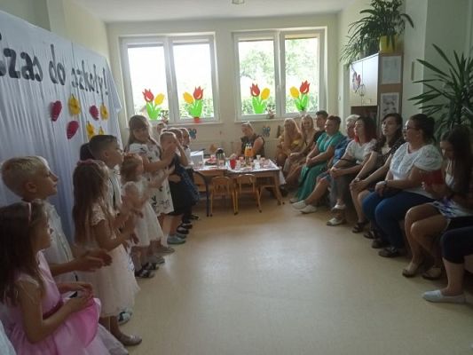 Grafika #33: Czas do szkoły!