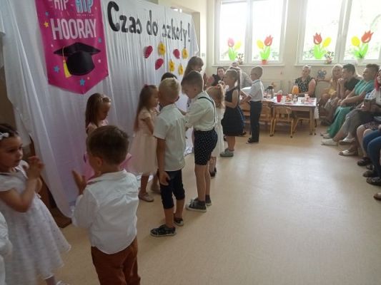 Grafika #39: Czas do szkoły!