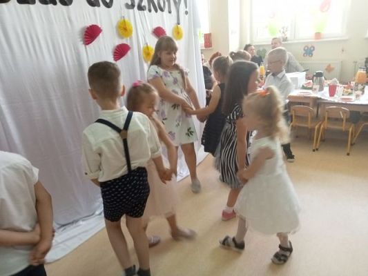 Grafika #42: Czas do szkoły!