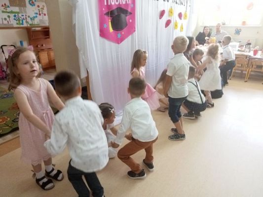 Grafika #45: Czas do szkoły!