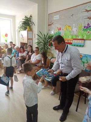 Grafika #60: Czas do szkoły!